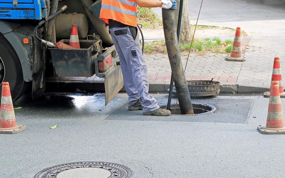 tuyau déboucheur canalisation Sainte-Geneviève-des-Bois