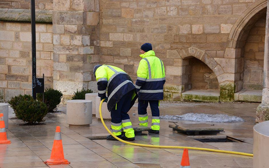 tuyau déboucheur de canalisation Sainte-Geneviève-des-Bois